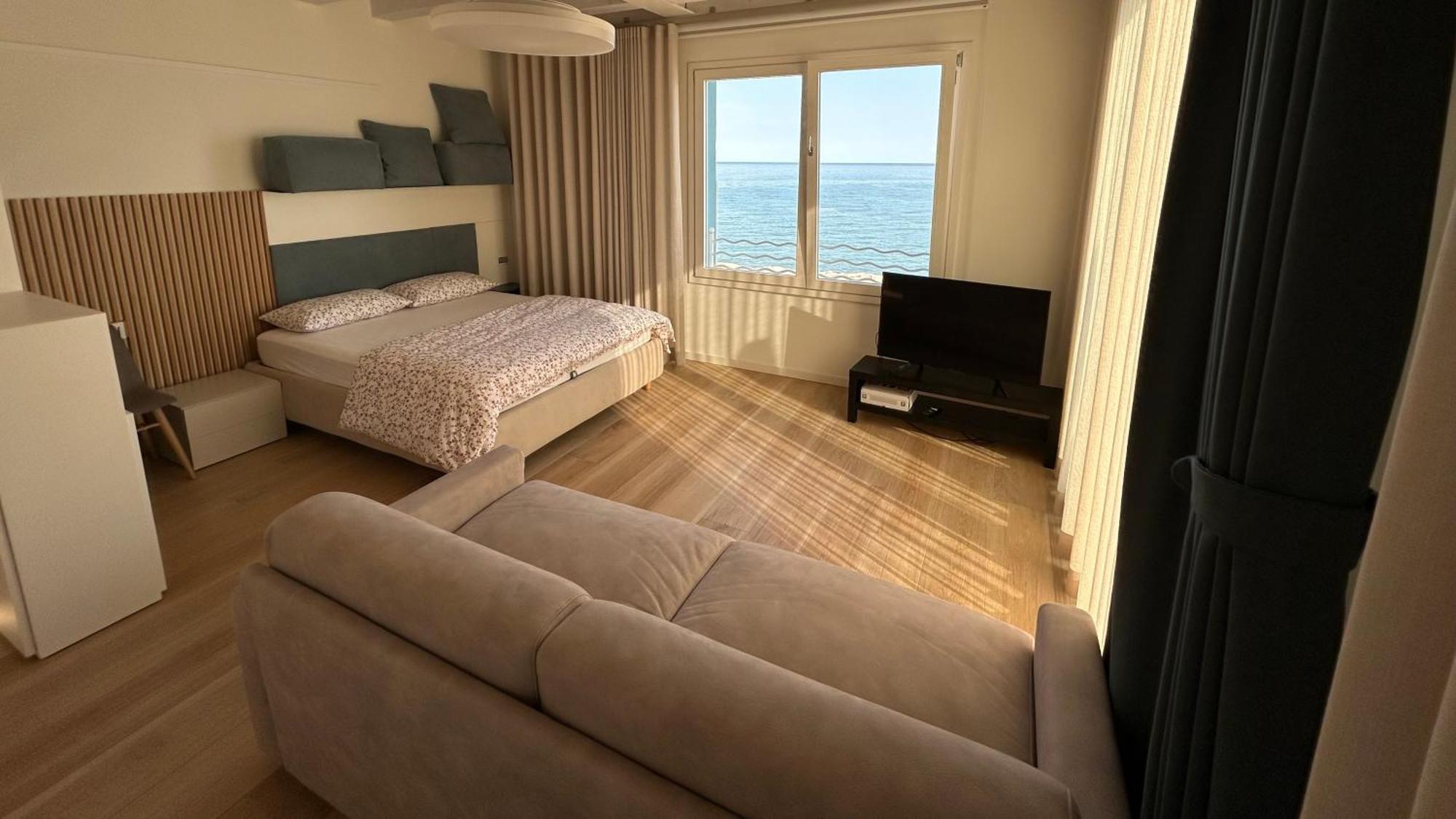 Ca Dell'Angelo - Caorle Aparthotel Eksteriør bilde